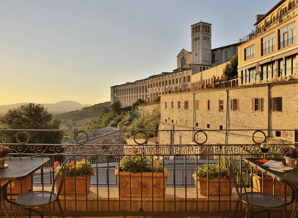 Hotel Windsor Savoia Assisi Exterior photo