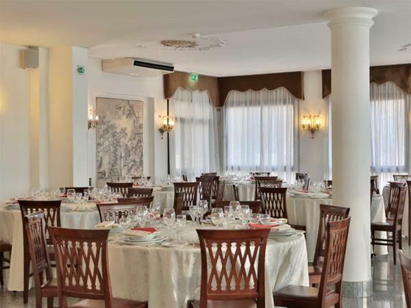 Hotel Windsor Savoia Assisi Exterior photo